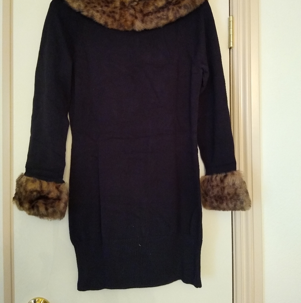 Midnight Velvet Top - Picture 5 of 5